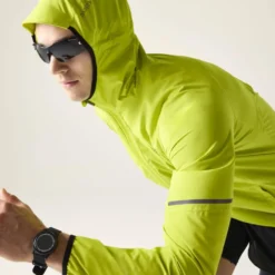 Giacca da trail DARE2B Ultra Light Fragile Sprout
