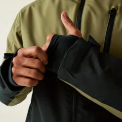 Giubbotto tecnico DARE2B Halfpipe III Jacket Martini Olive Black