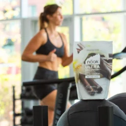 Integratore alimentare Naak Ultra Recovery Complete Mix 600 g. Vanille Chaï