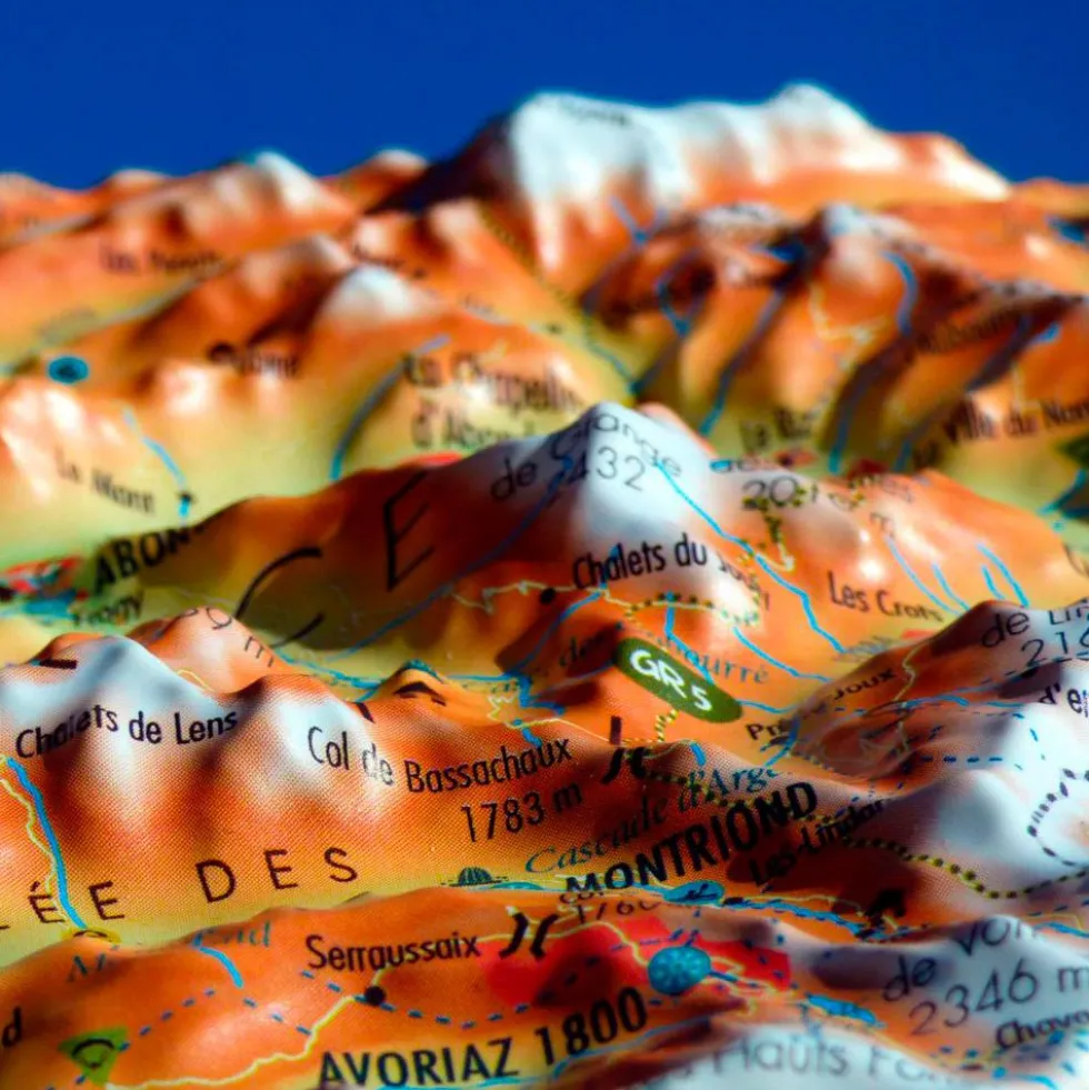 Les Portes Du Soleil + Cornice