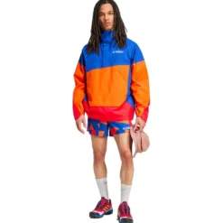 Pantaloncini da trail adidas Mt Light Short Aop Selubl Purrub Seimor Warc