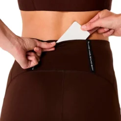 Pantaloncini da trail Asics Road High Waist 8 In Sprinter Coffee