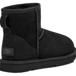Scarpa UGG W Classic Mini II Black