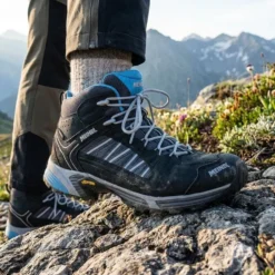 Scarpe da Fast Hiking Meindl Sx1.1 Lady Mid Gore-Tex Black Blue