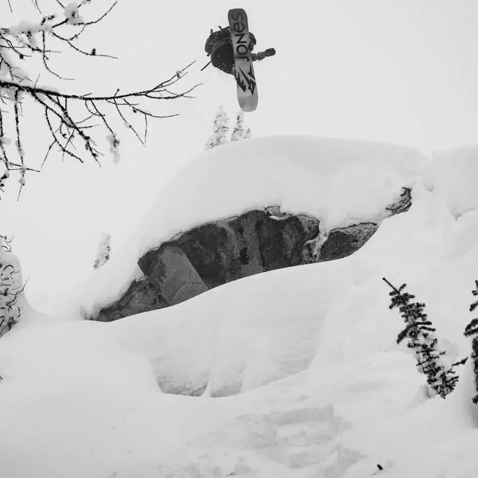 Tavola snowboard Jones Flagship