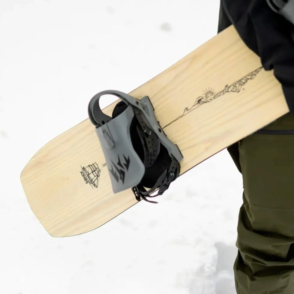 Tavola snowboard Jones Flagship