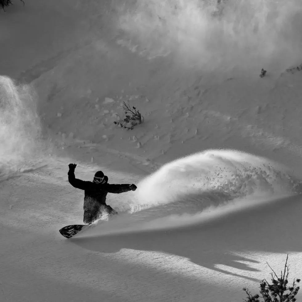 Tavola snowboard Jones Storm Chaser