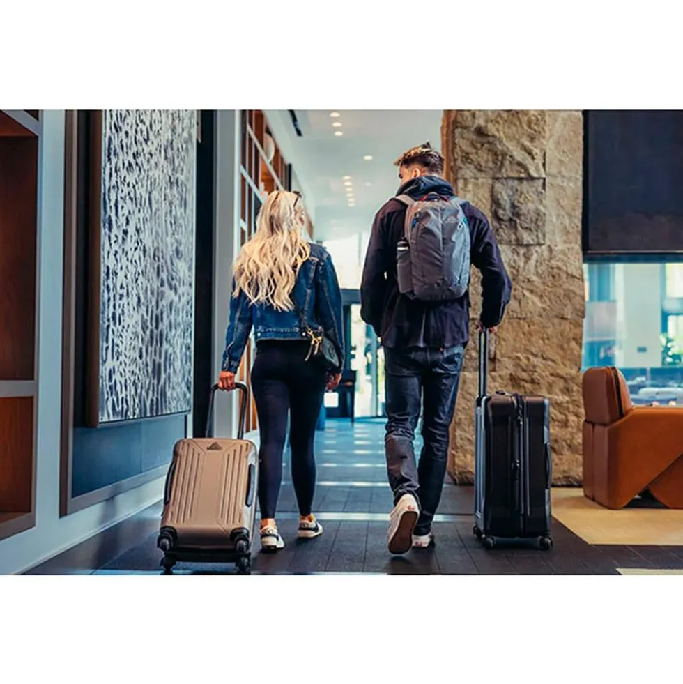 Valigia Gregory Quadro Pro Int Carry-On 47L Mirage Tan
