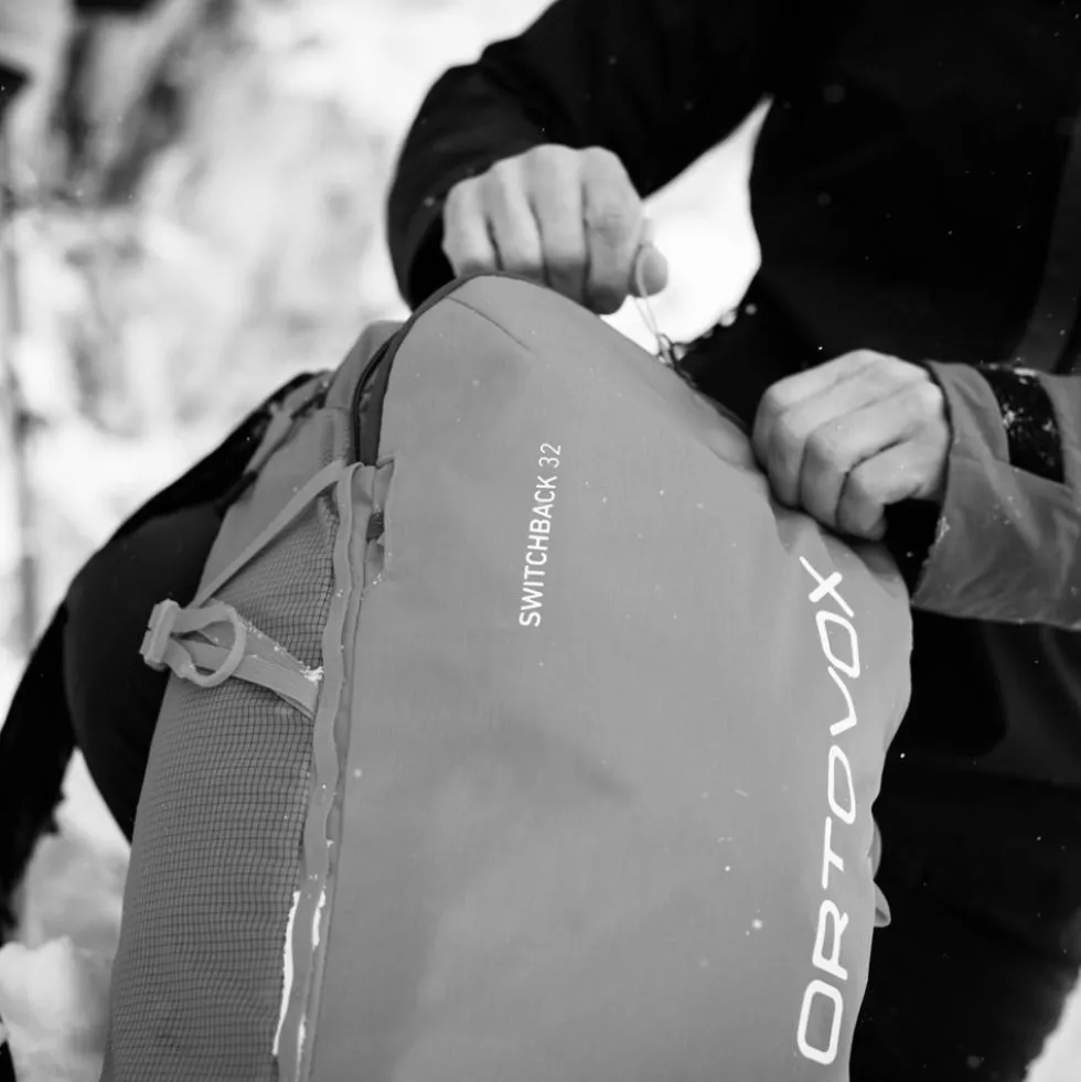 Zaino Ortovox Switchback 32 Black Raven