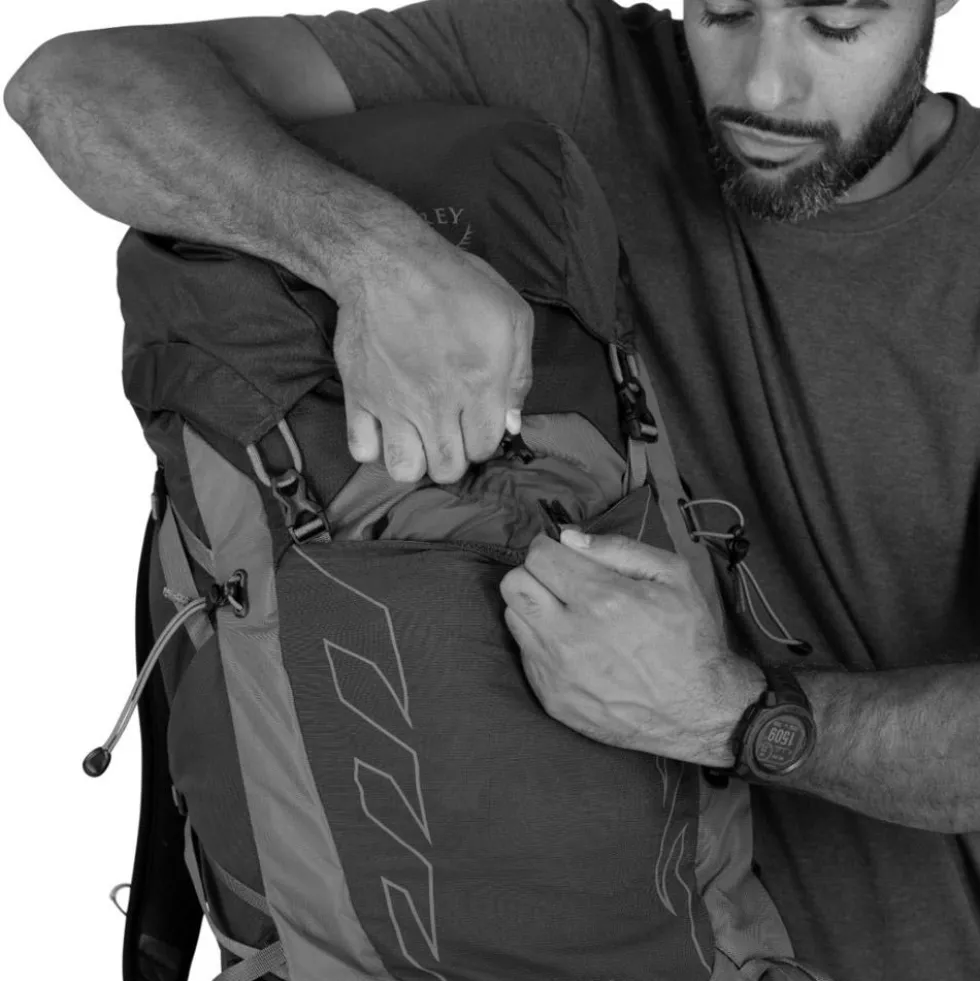 Zaino Osprey Talon 33 Black Coal Grey